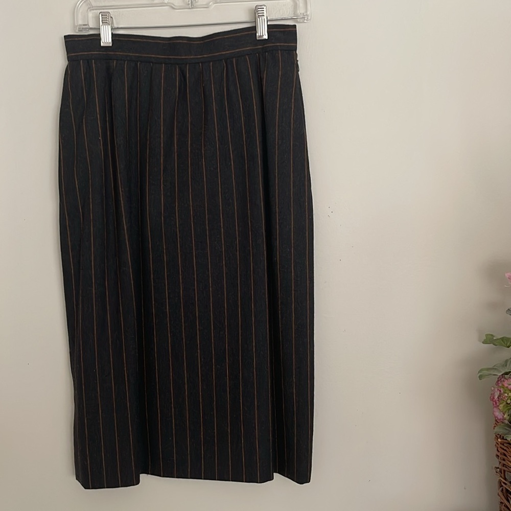 Vintage Givenchy Wool Pinstriped Skirt wool Size  10 Made in France - Picture 2 of 8